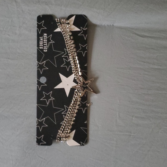Social Collision Jewelry - *As-is* *NWT* Hot Topic's Social Collision Star Chain Choker